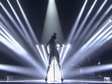 李霞兒全球首創(chuàng)裸眼變裝激情歌舞秀